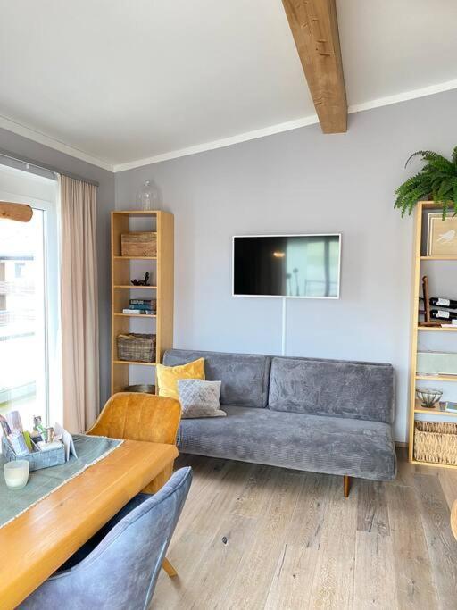 Penthouse In Apartment *